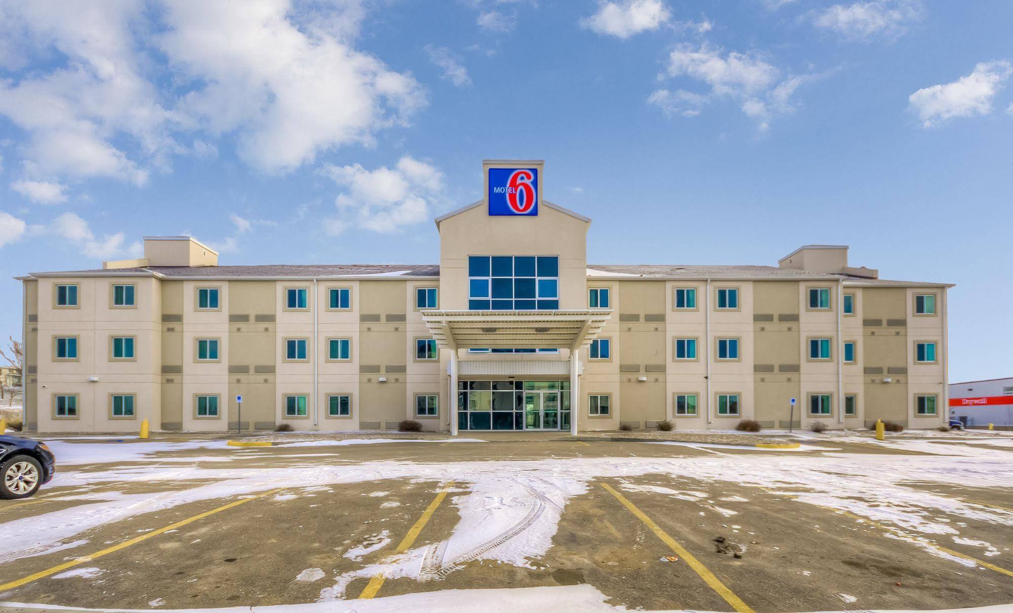 Motel 6-Estevan, Sk Esterno foto